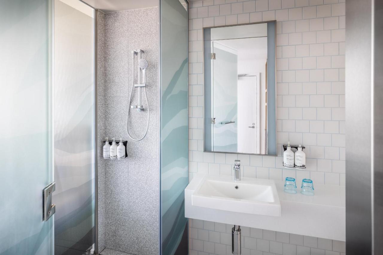 Holiday Inn Express Auckland City Centre By Ihg Bagian luar foto